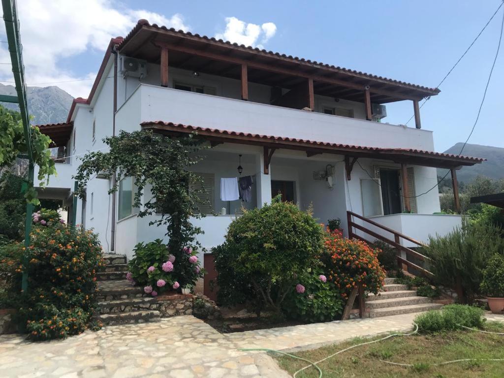 Xheko Hotel